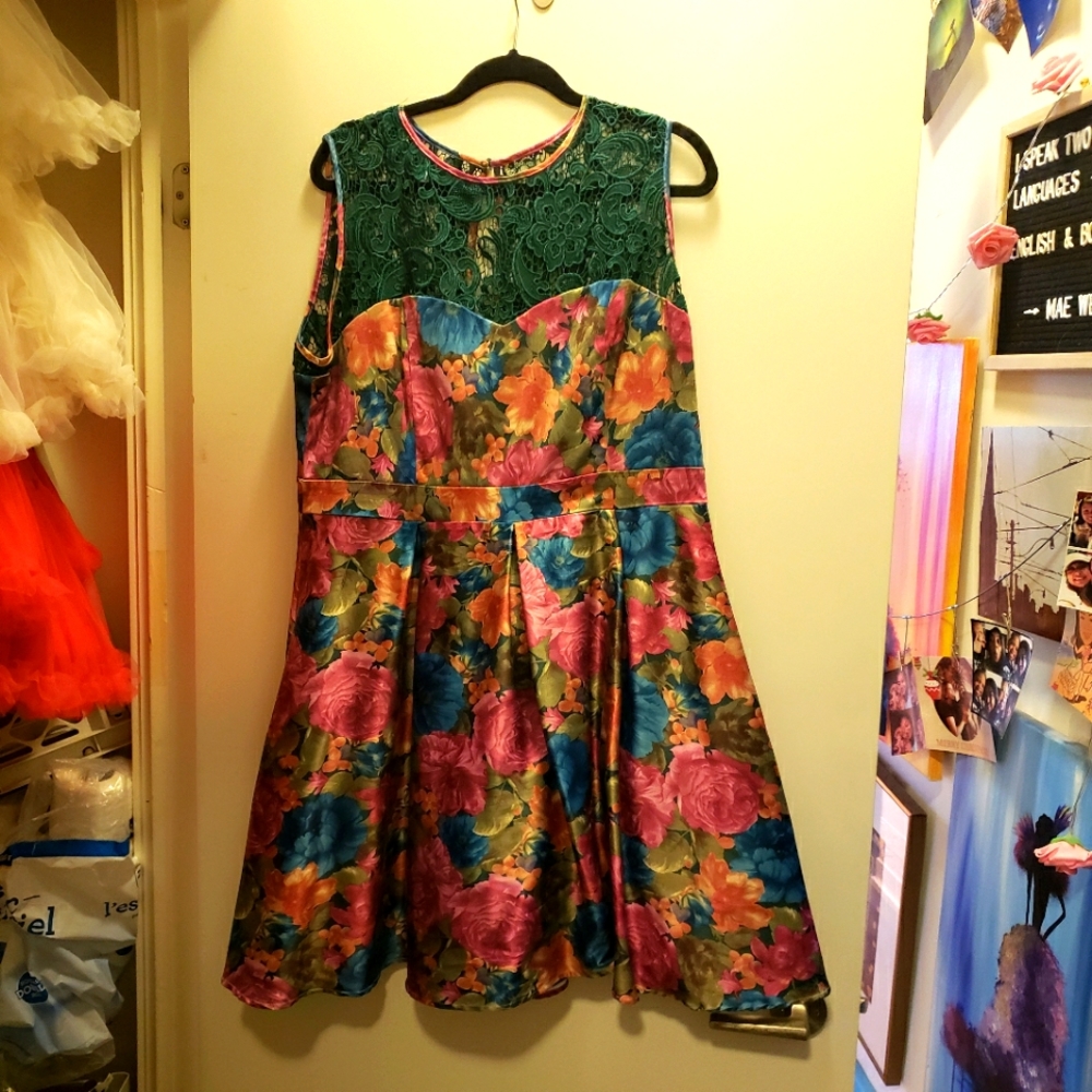 BEAUTIFUL FLORAL SUMMER DRESS PLUS SIZE 4XL TATYANA
